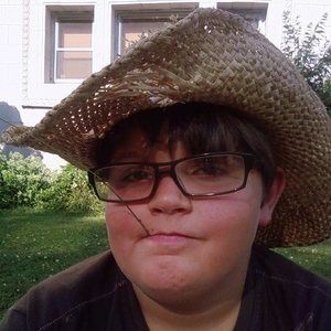 Meet your Posher, Nicholas